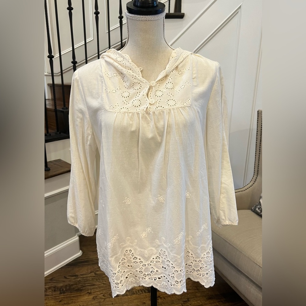 NWT Anthropologie Lilis Closet Eyelet Hoodie Sz. M